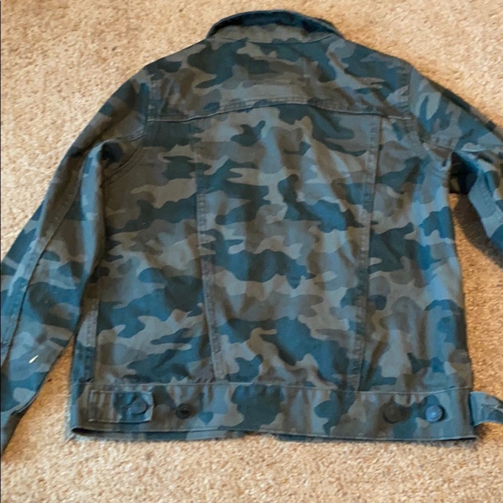 Jean jacket - Picture 2 of 3